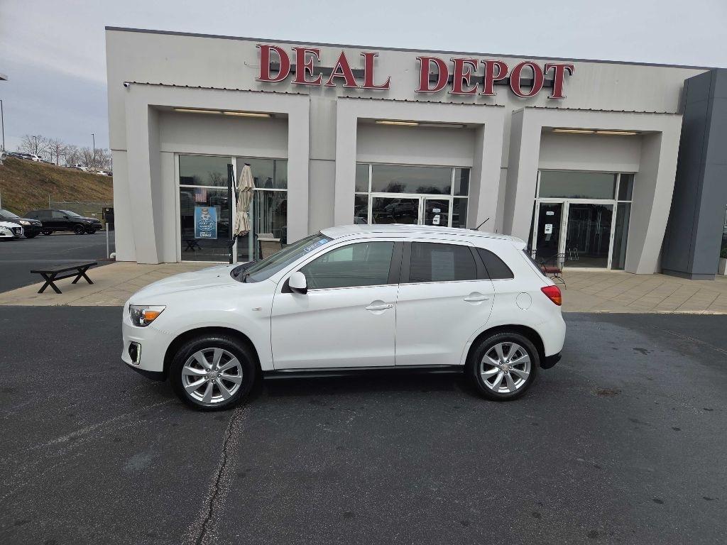 Mitsubishi Outlander Sport  2015