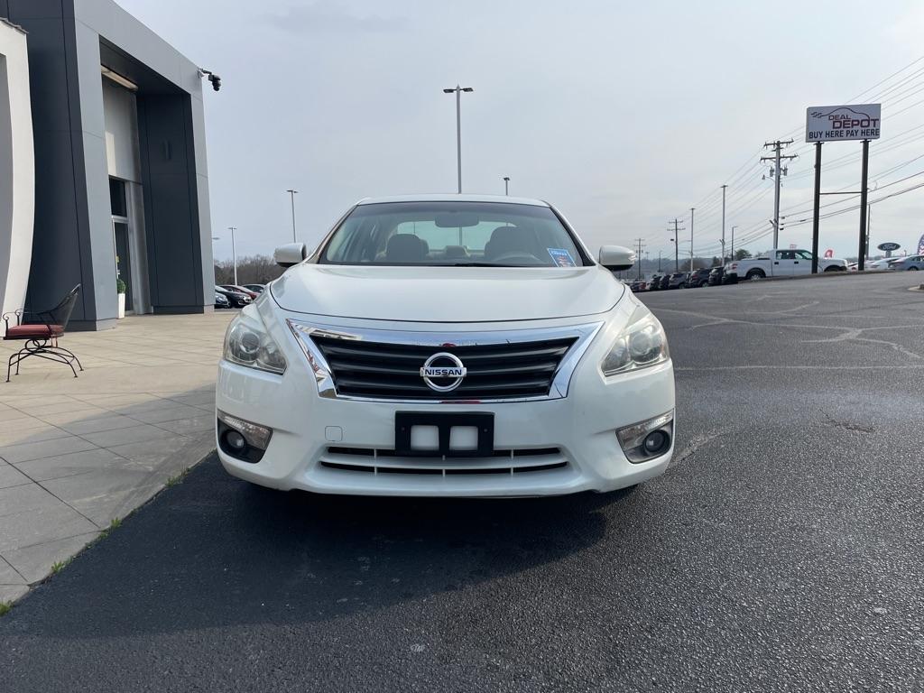 Nissan Altima  2015