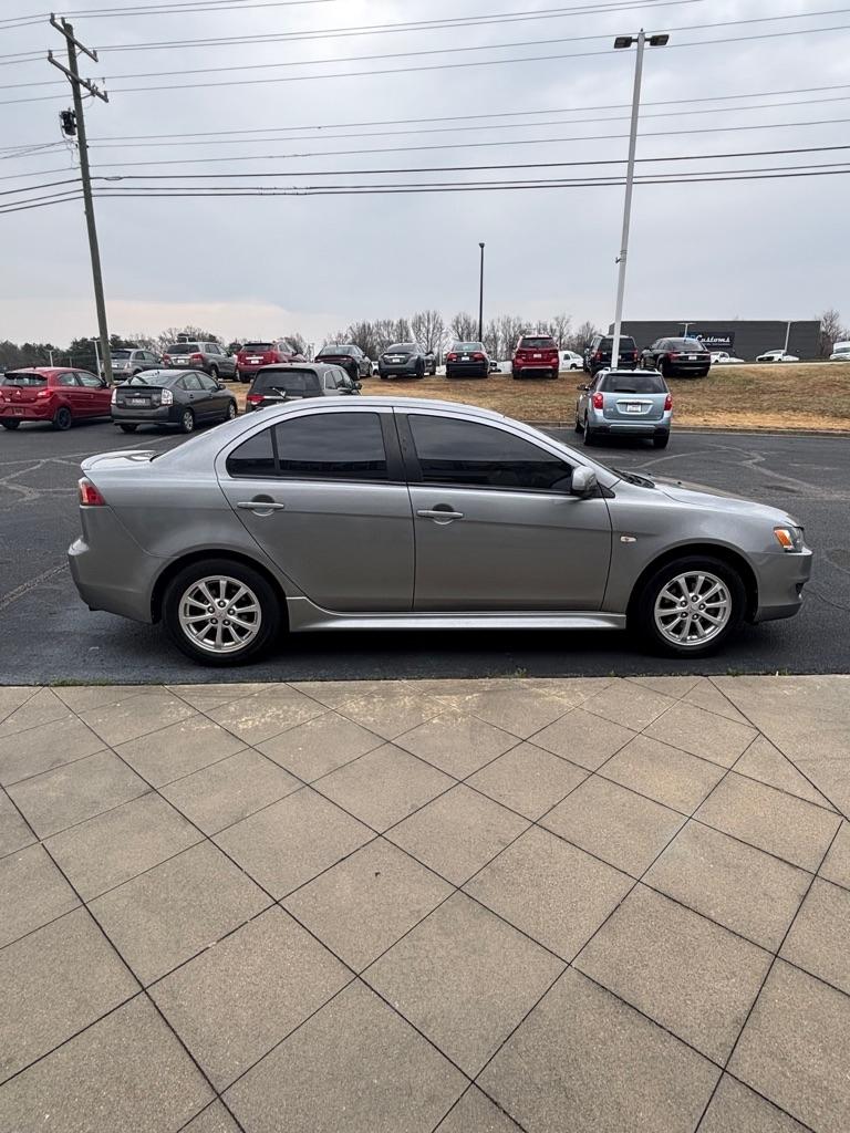 Mitsubishi Lancer  2012