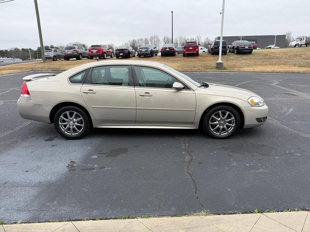 Chevrolet Impala  2011