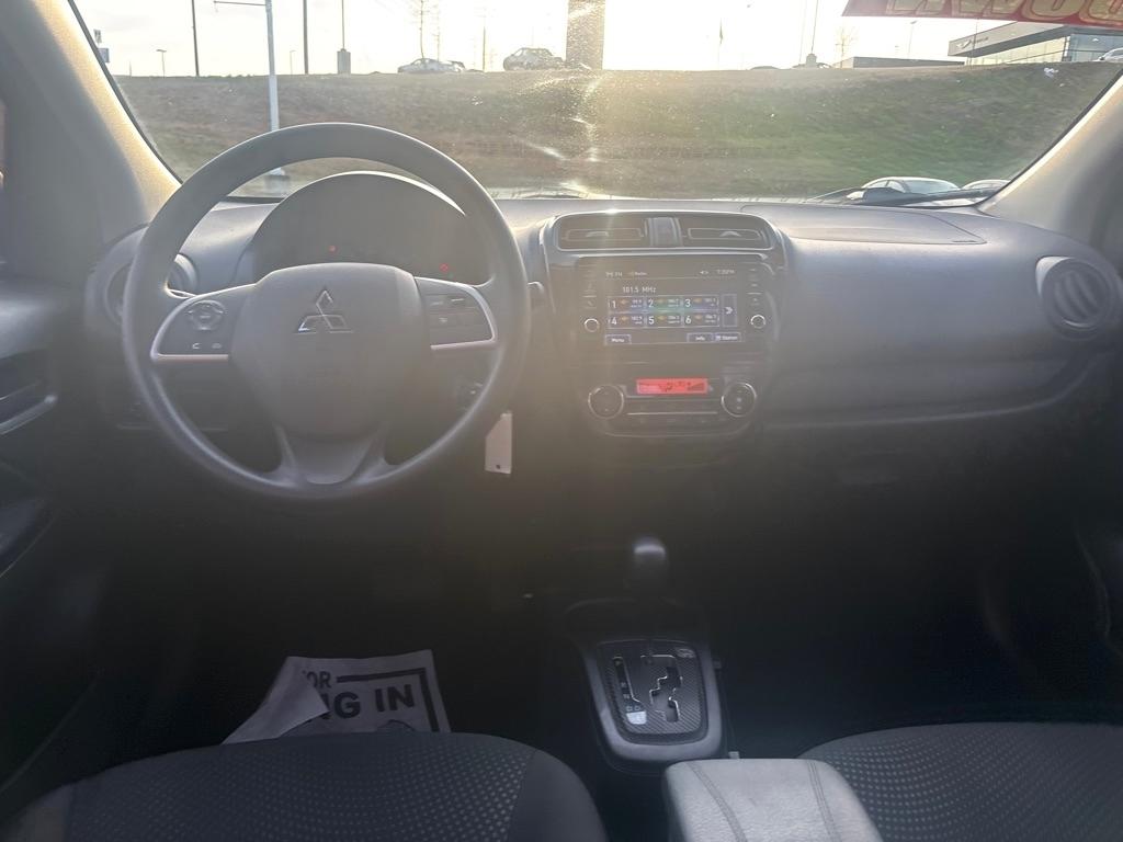 Mitsubishi Mirage G4  2020