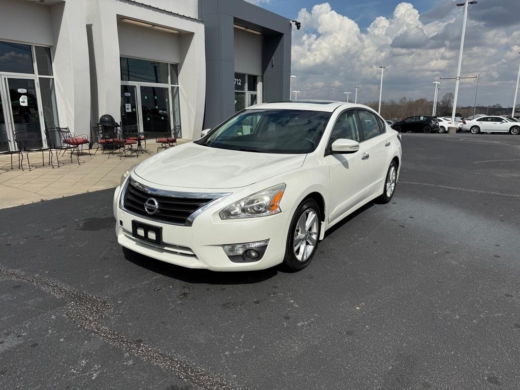 Nissan Altima  2015