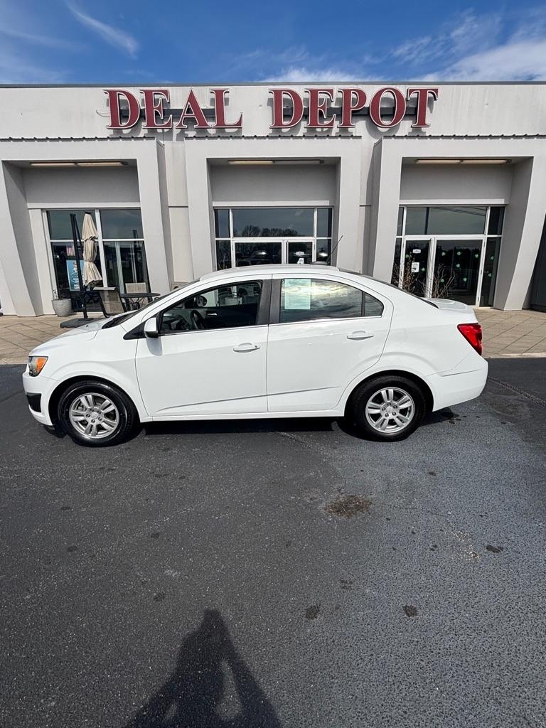 2016 Chevrolet Sonic LT