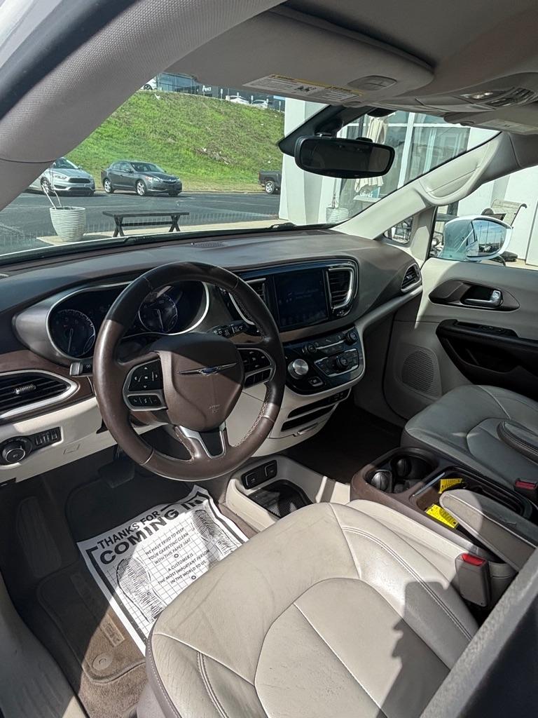 Chrysler Pacifica  2017