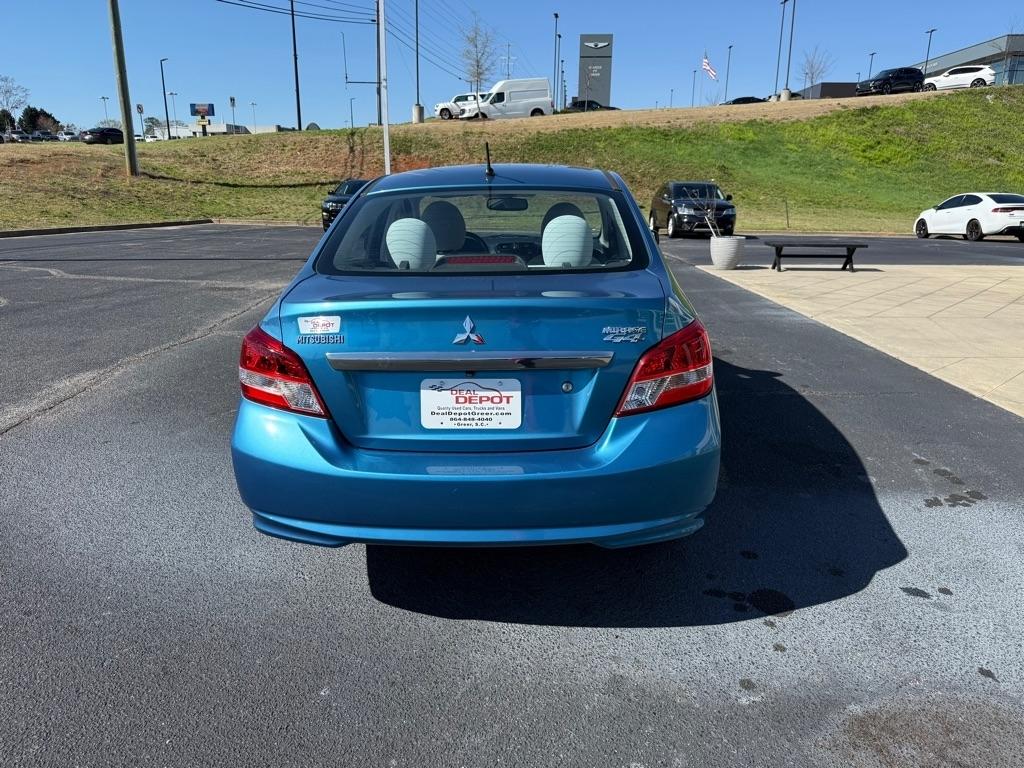 Mitsubishi Mirage G4  2017