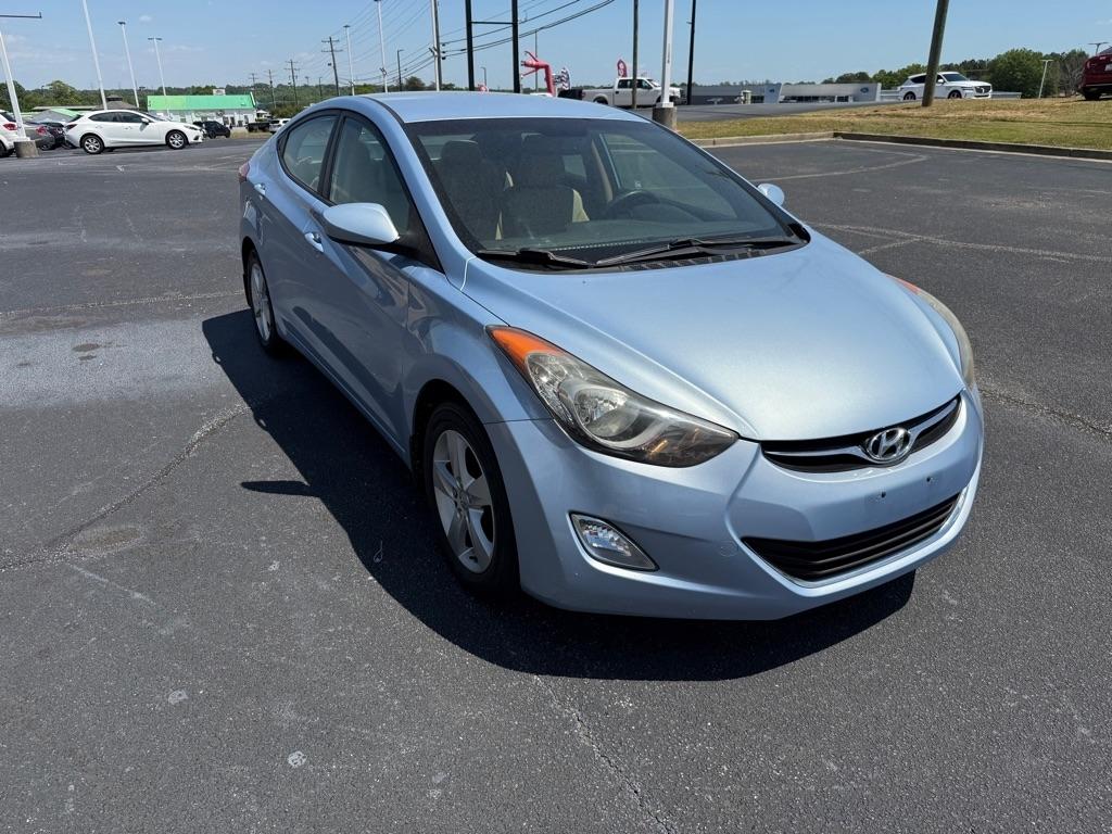Hyundai Elantra  2012