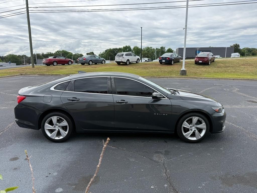 Chevrolet Malibu  2017