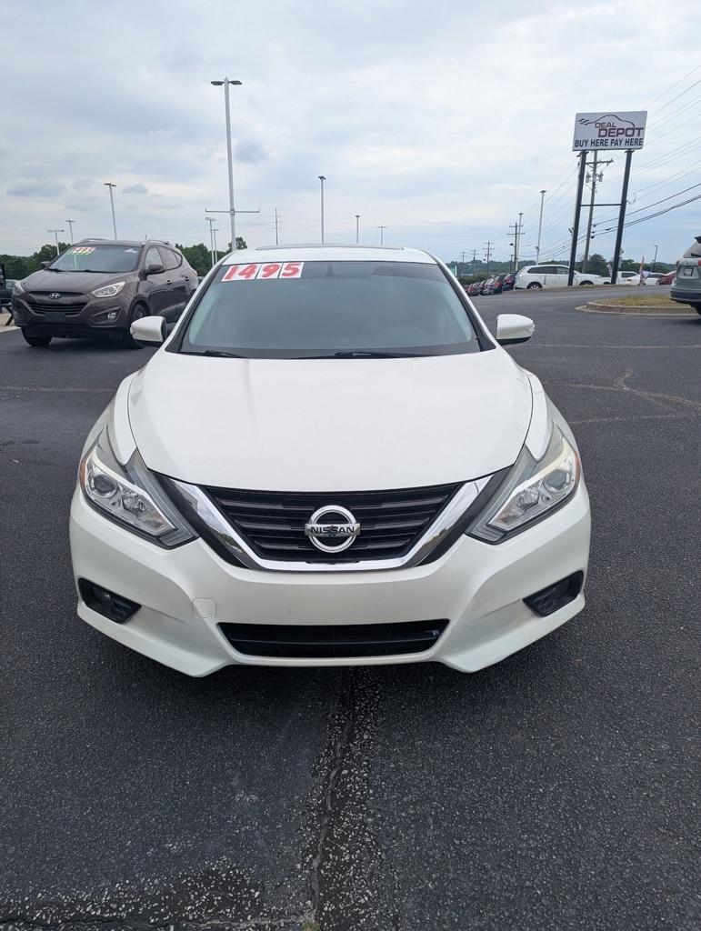 Nissan Altima  2016