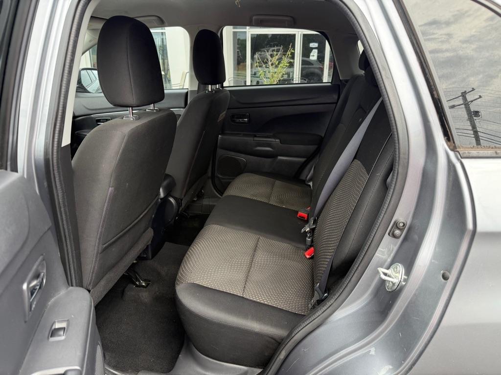 Mitsubishi Outlander Sport  2016