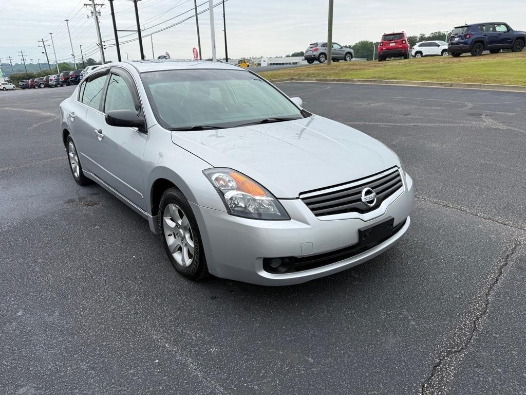 Nissan Altima  2009