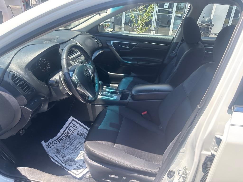 Nissan Altima  2017