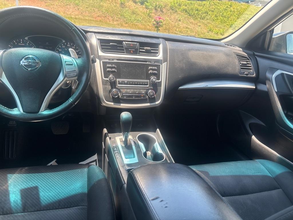 Nissan Altima  2017