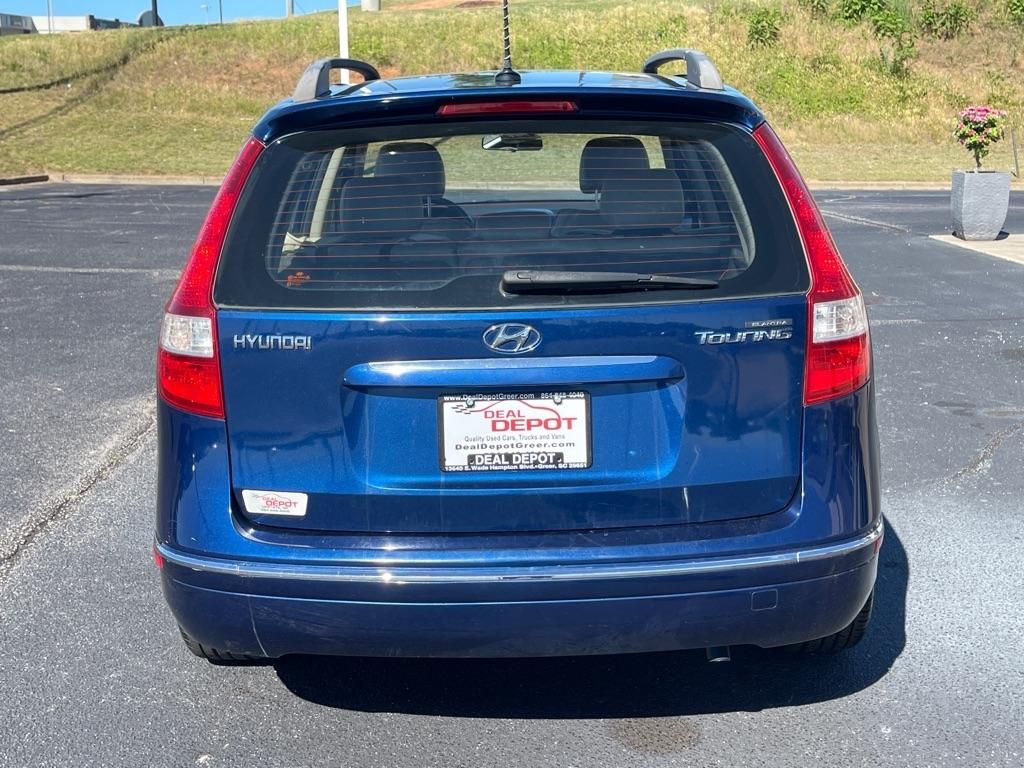 Hyundai Elantra Touring  2011