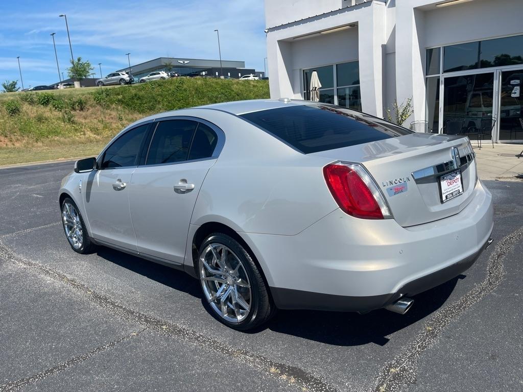 Lincoln MKS  2009