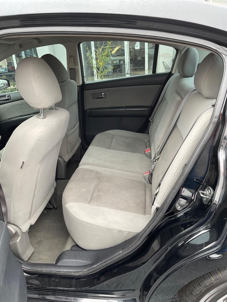 Nissan Sentra  2012