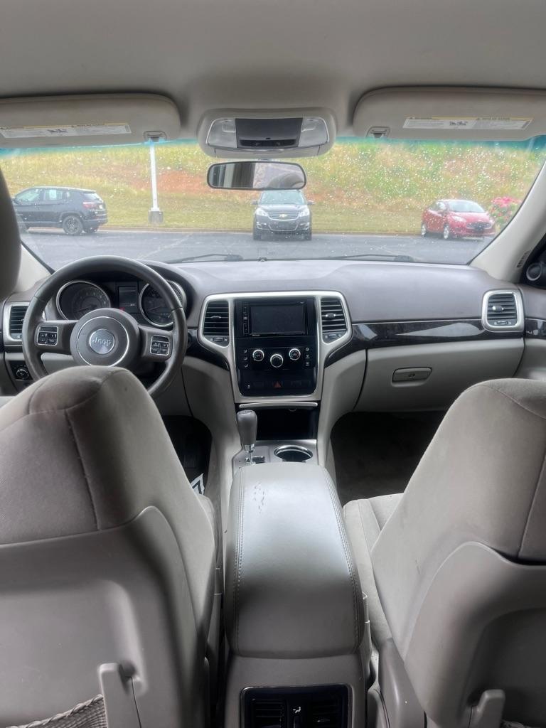 Jeep Grand Cherokee  2011