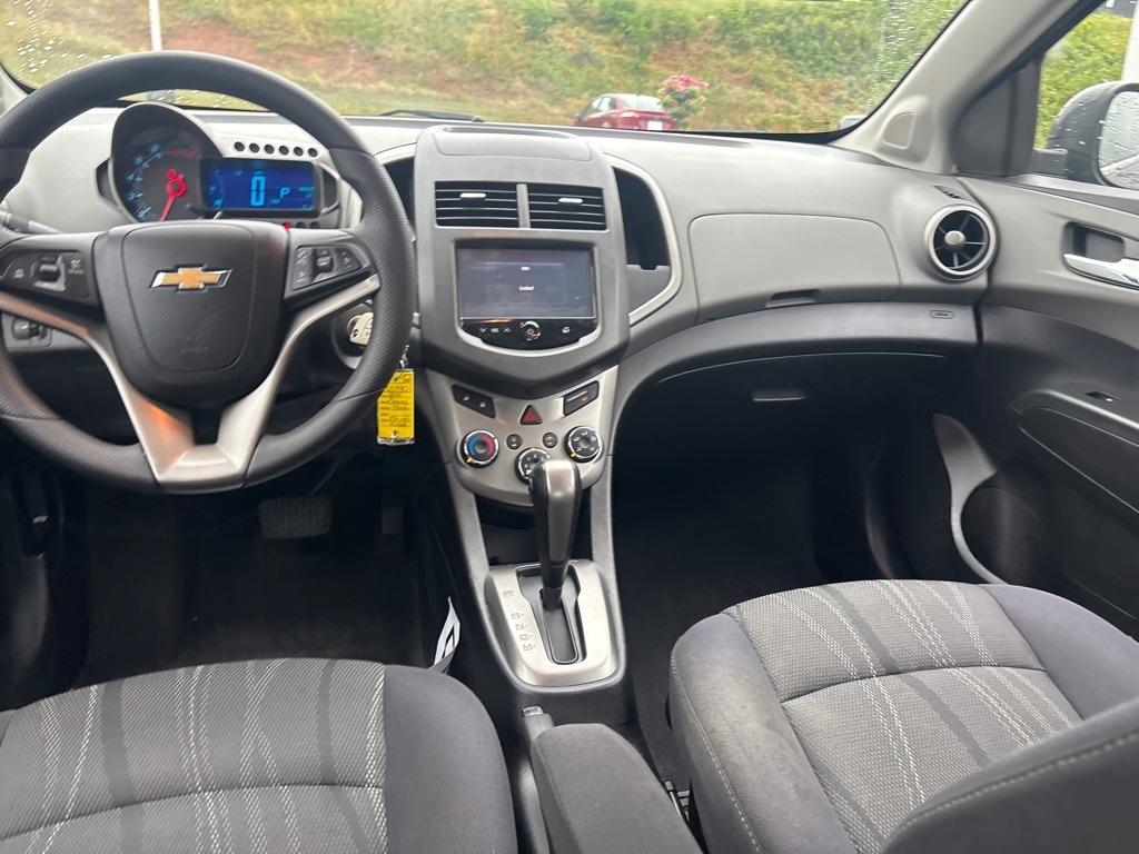 Chevrolet Sonic  2015