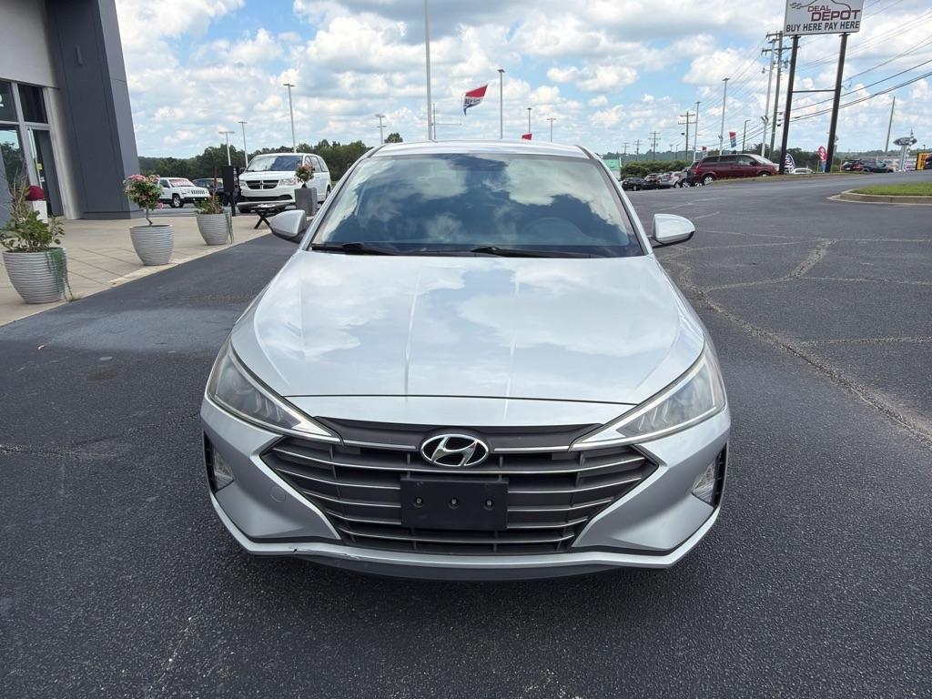 Hyundai Elantra  2019