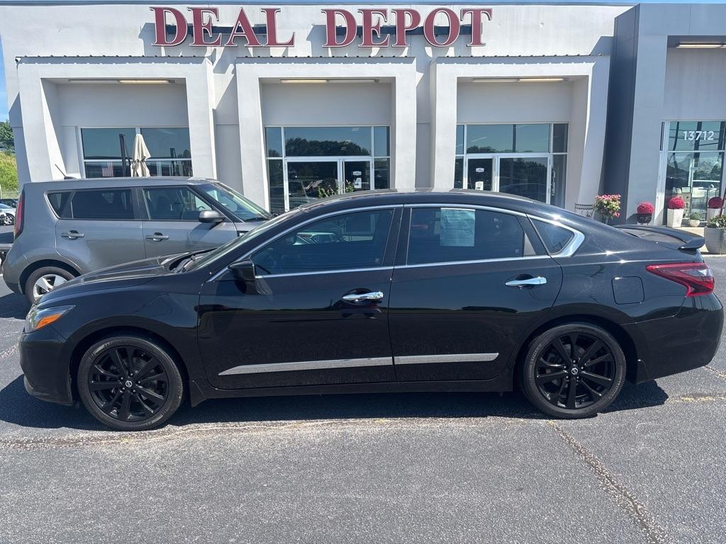 Nissan Altima  2017