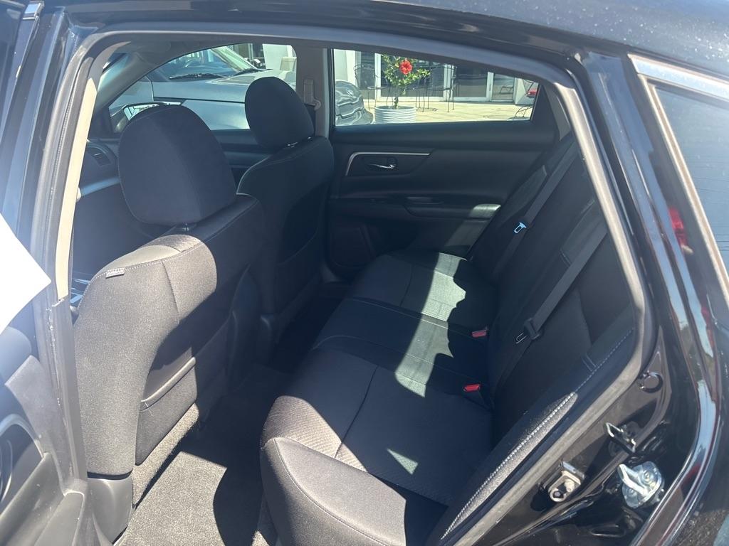 Nissan Altima  2017