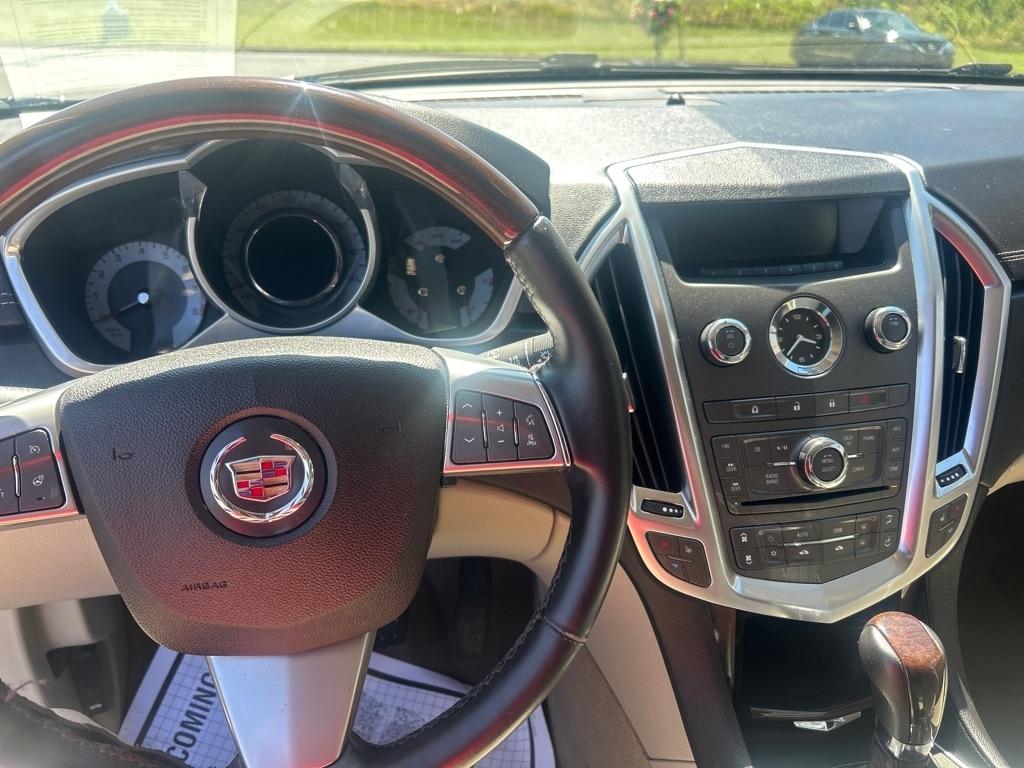 Cadillac SRX  2012