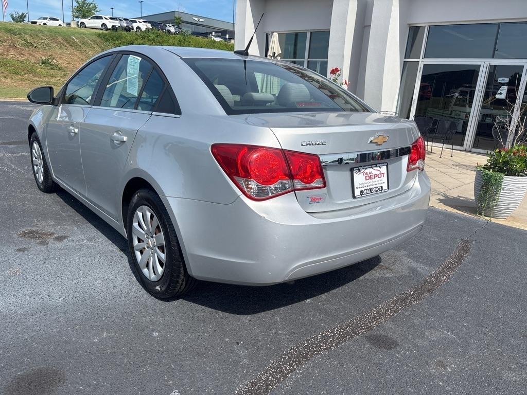 Chevrolet Cruze  2011