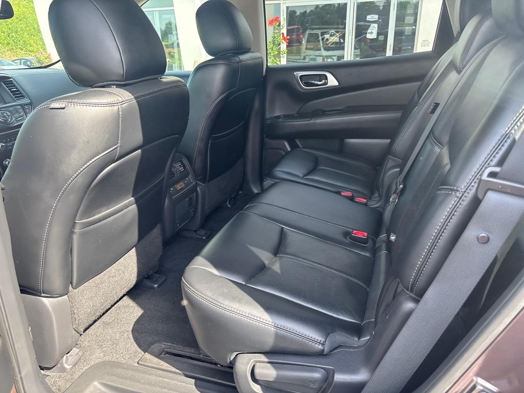 Nissan Pathfinder  2015