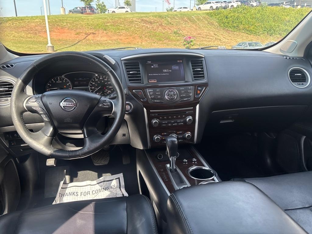 Nissan Pathfinder  2015