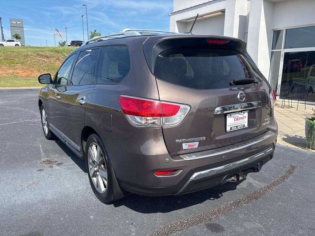 Nissan Pathfinder  2015