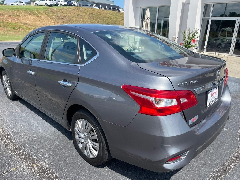 Nissan Sentra  2019