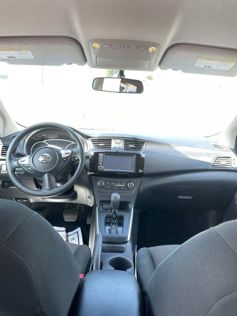 Nissan Sentra  2019