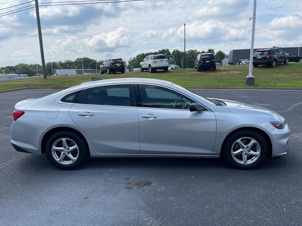 Chevrolet Malibu  2016