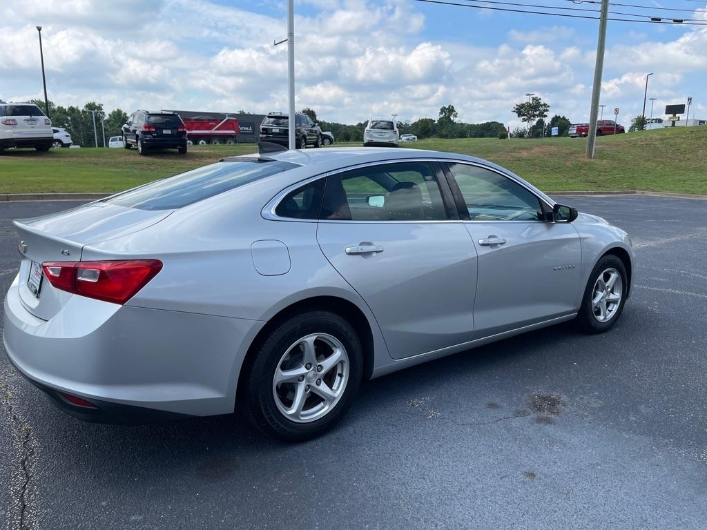 Chevrolet Malibu  2016