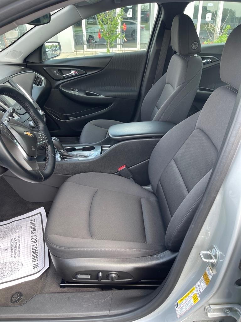 Chevrolet Malibu  2016