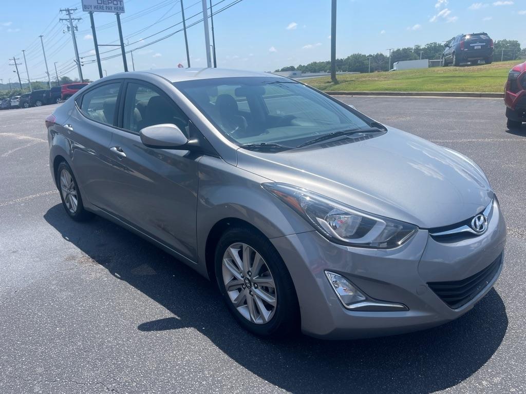 Hyundai Elantra  2015