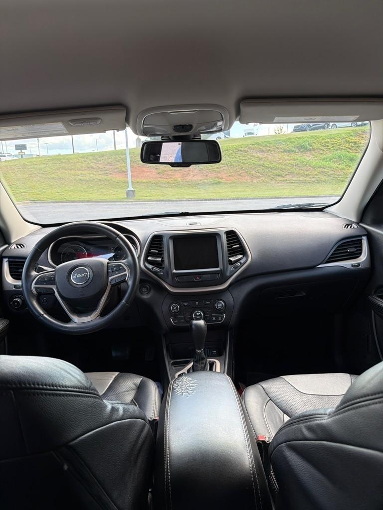 Jeep Cherokee  2015