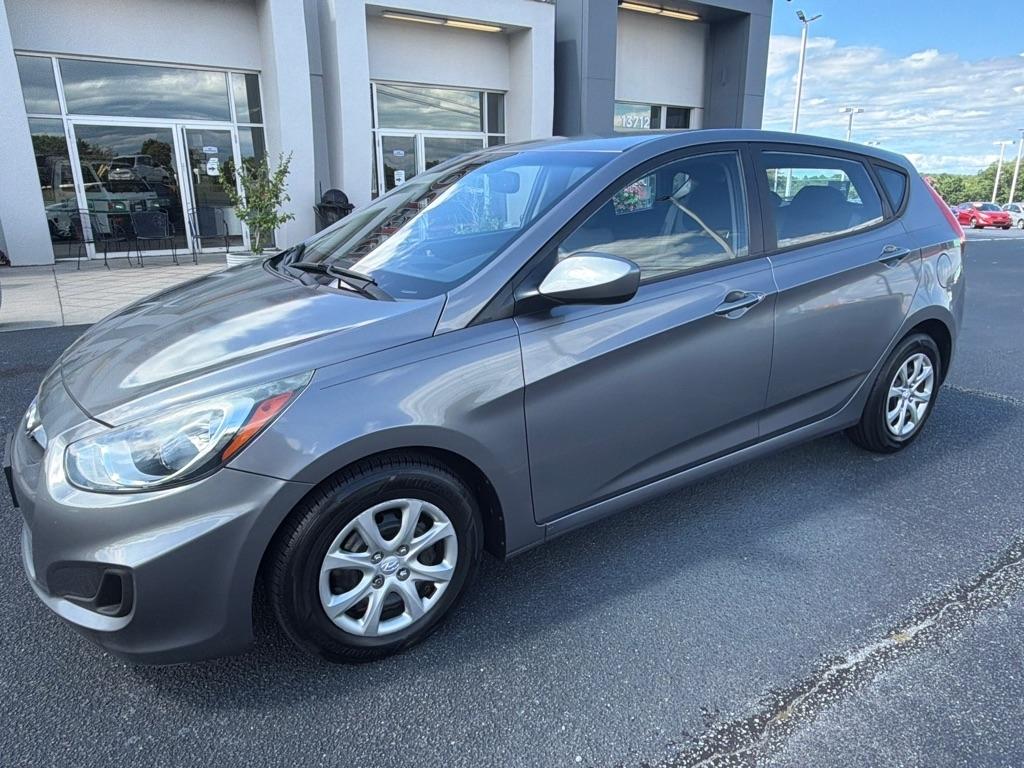Hyundai Accent  2014