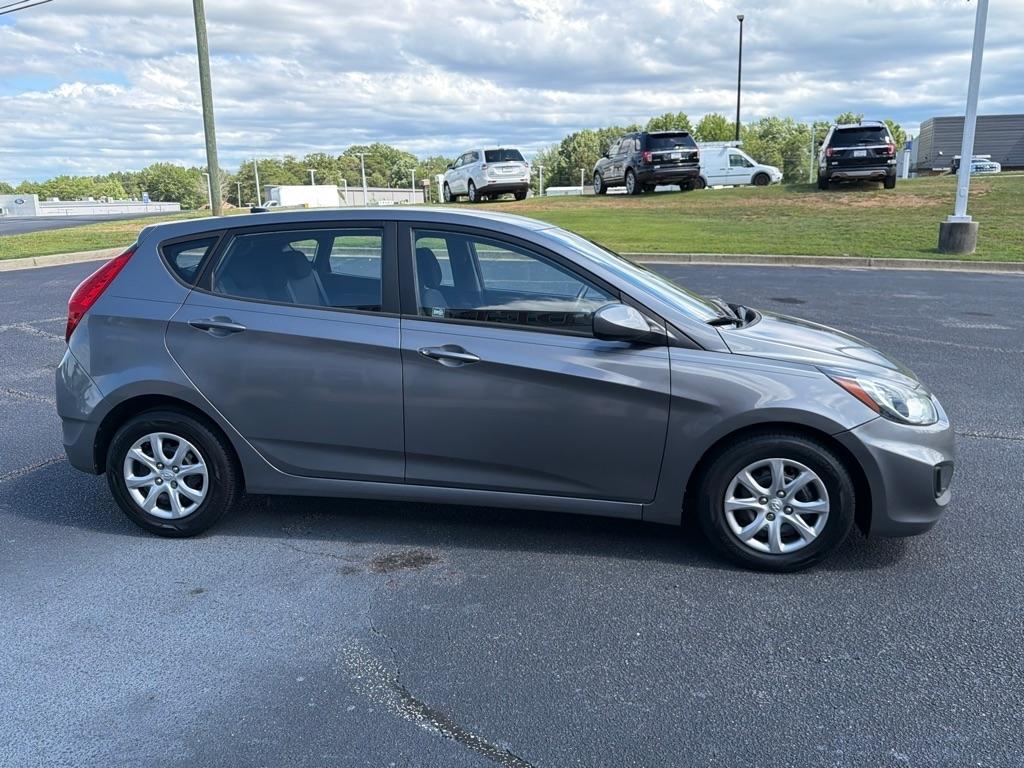 Hyundai Accent  2014