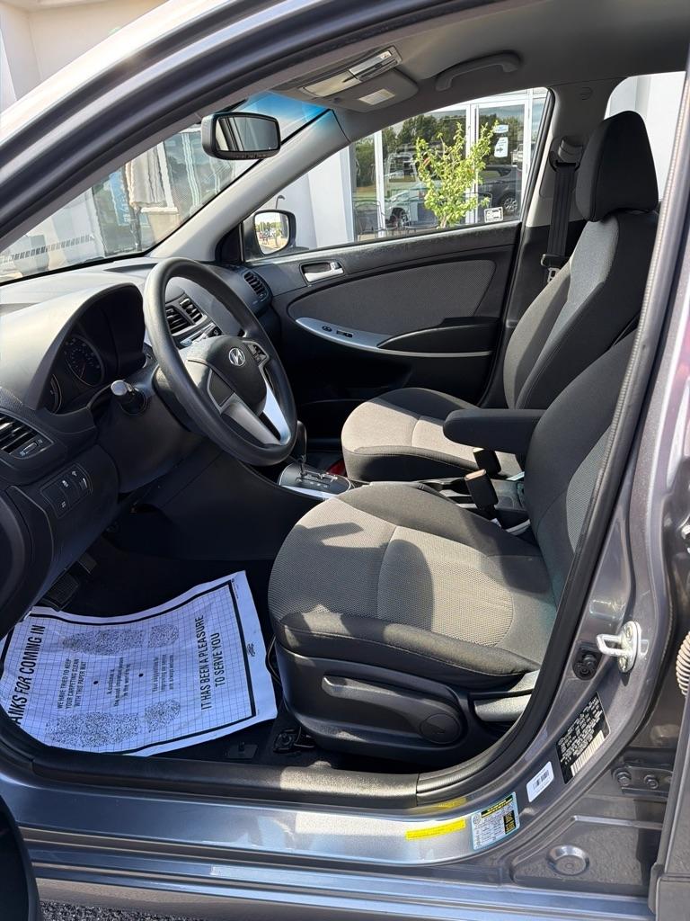 Hyundai Accent  2014