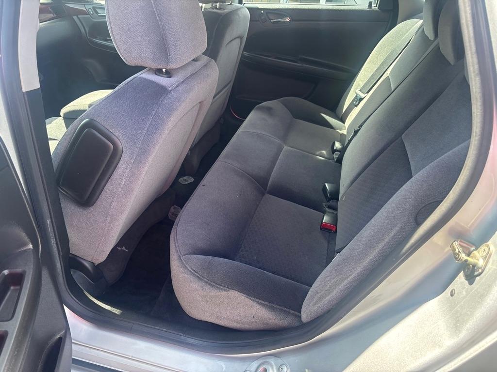 Chevrolet Impala  2010