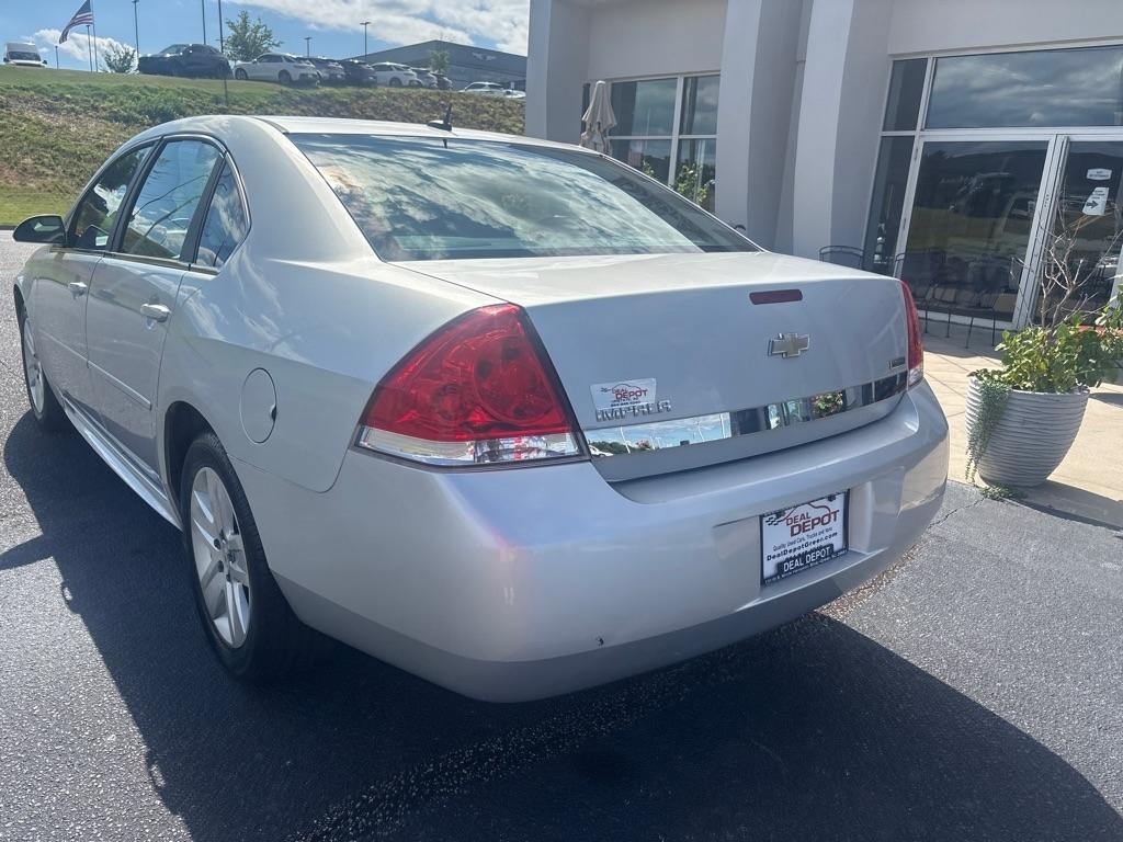 Chevrolet Impala  2010
