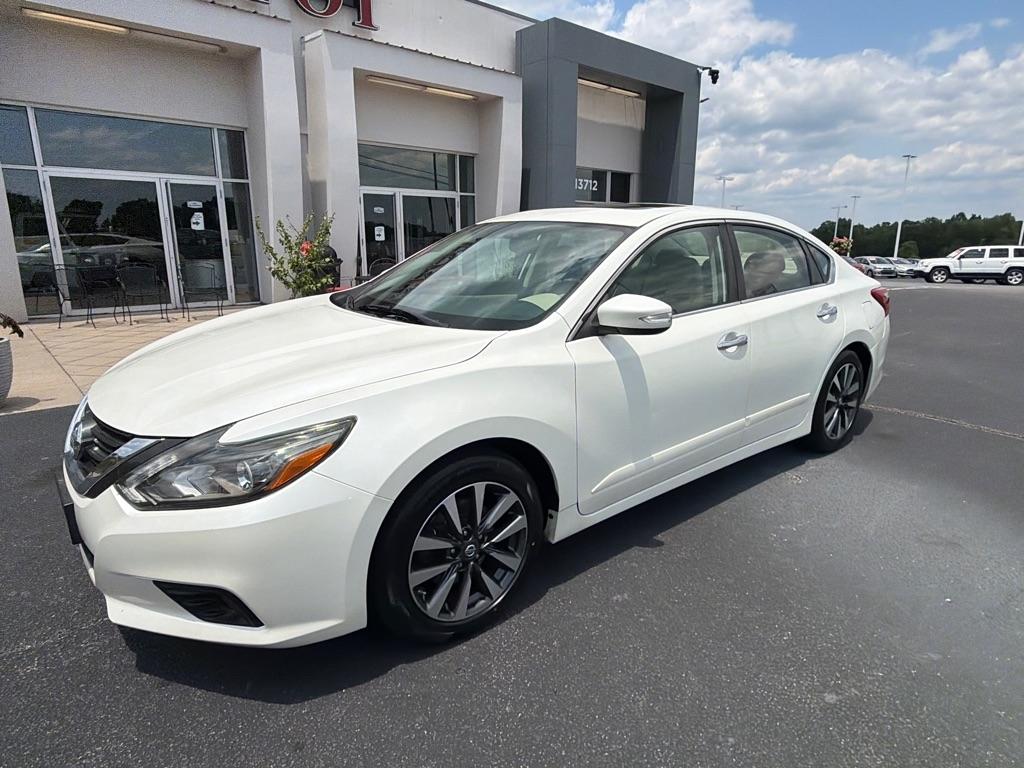 Nissan Altima  2016
