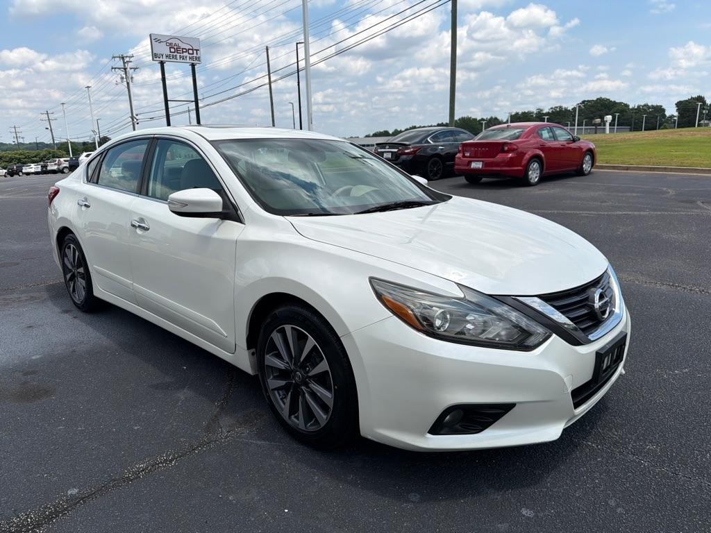 Nissan Altima  2016