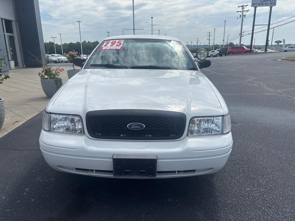 Ford Crown Victoria  2008