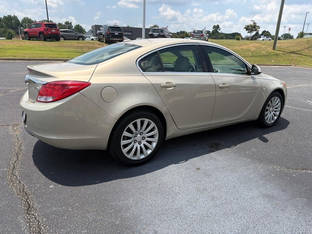 Buick Regal  2011