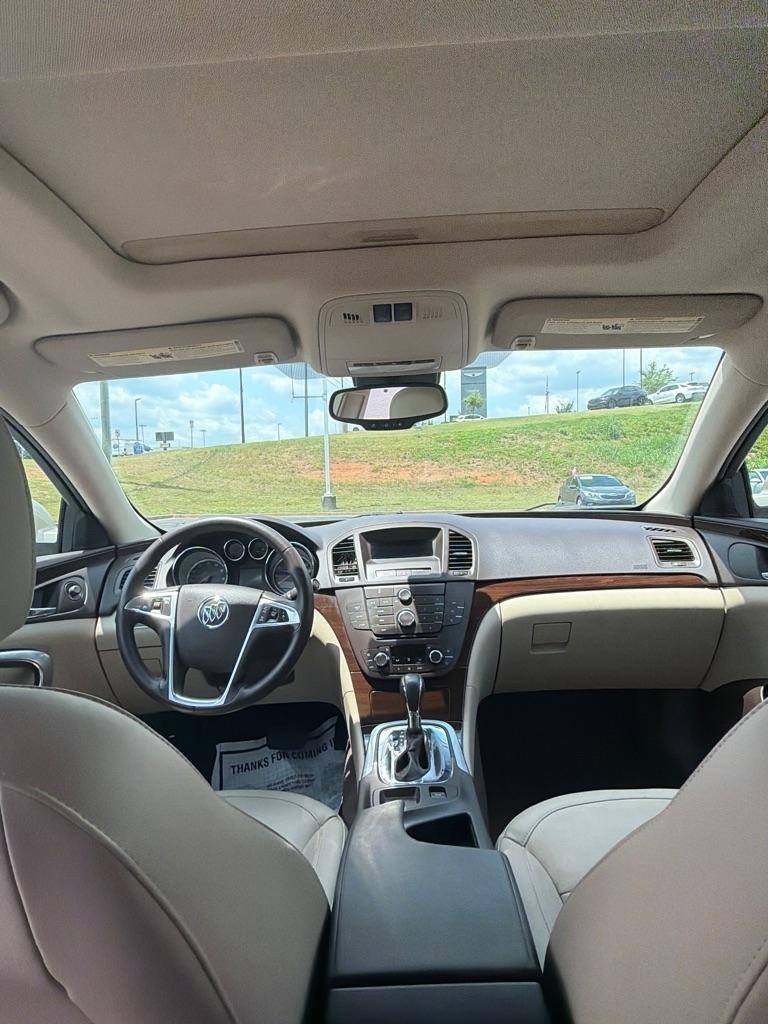 Buick Regal  2011