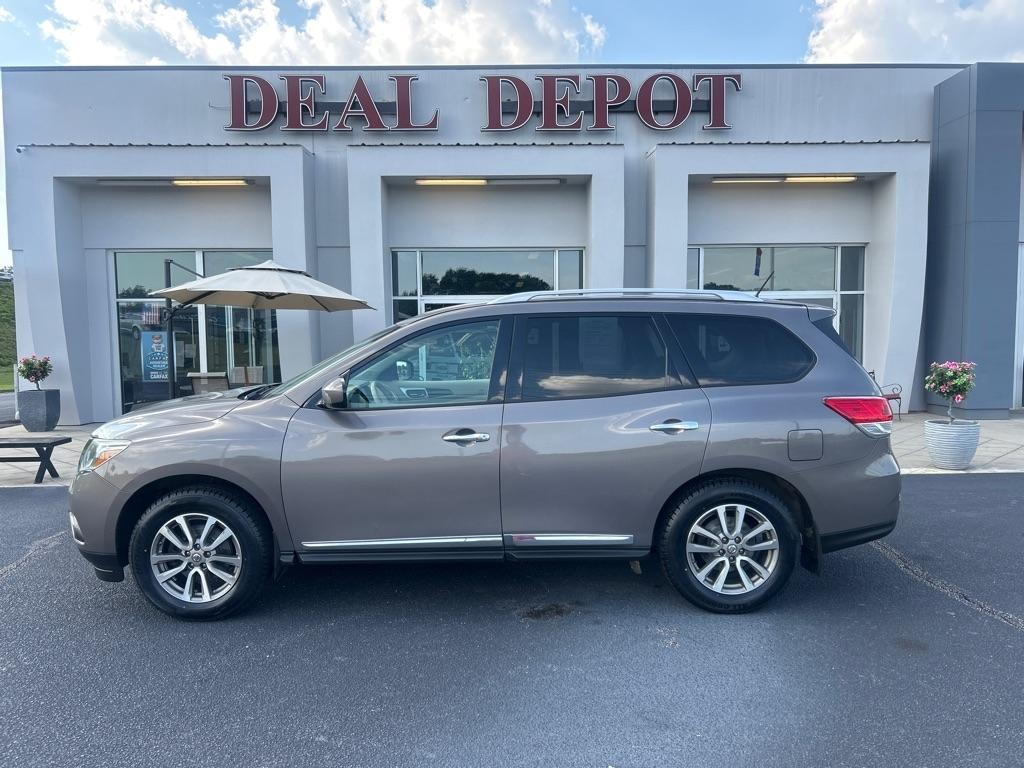 Nissan Pathfinder  2014