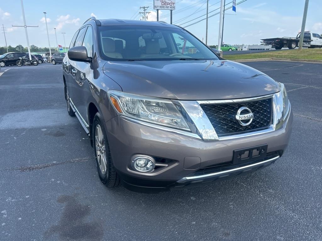 Nissan Pathfinder  2014