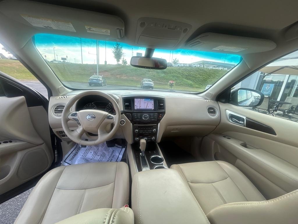 Nissan Pathfinder  2014