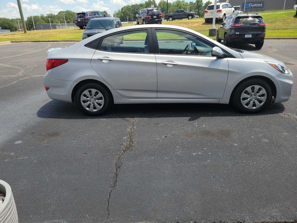 Hyundai Accent  2017